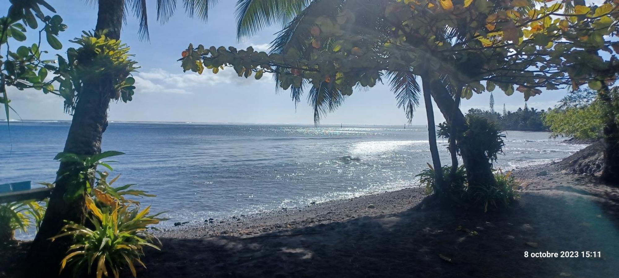 Hava'E Lodge Teahupoo Екстериор снимка