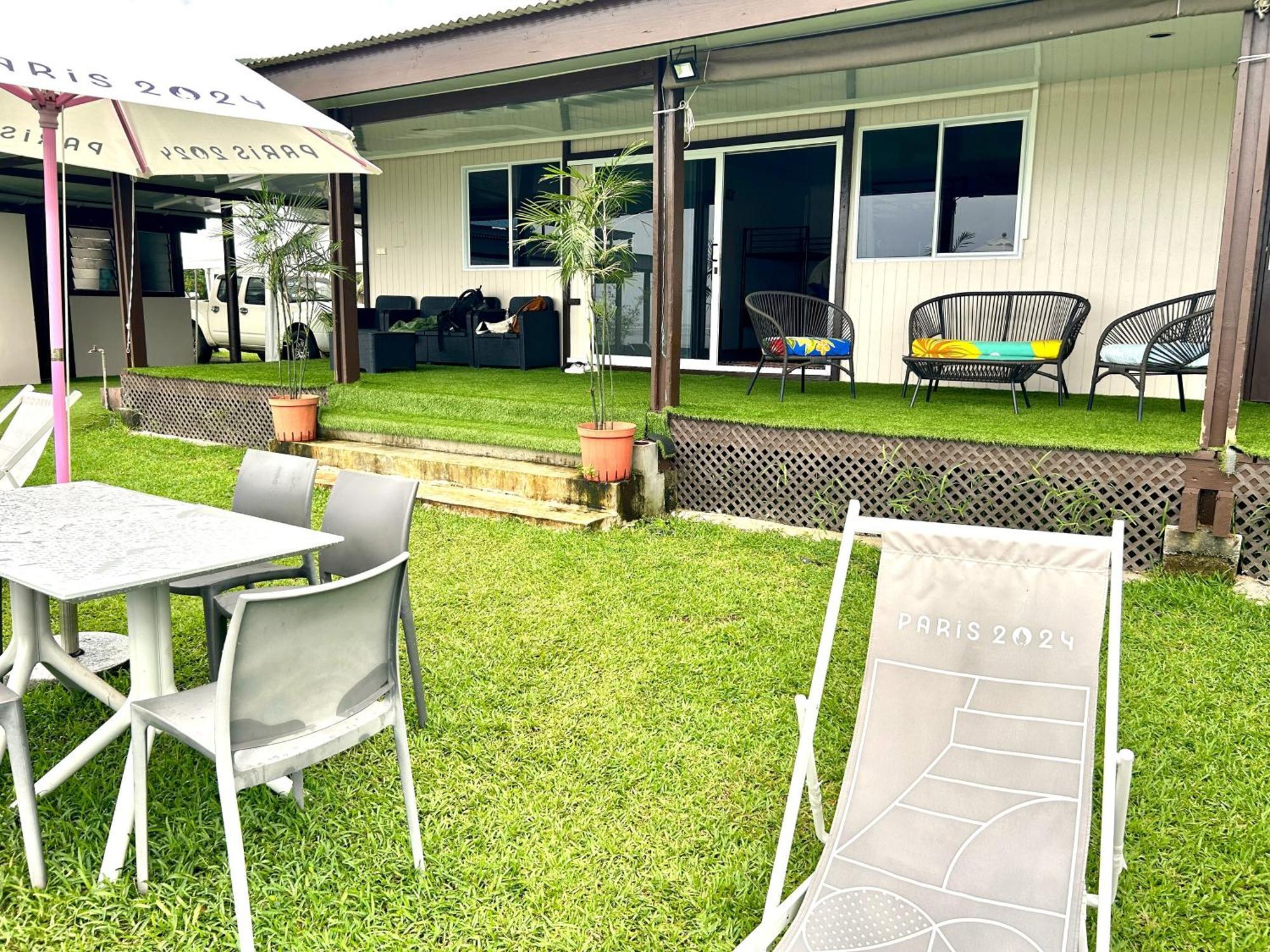 Hava'E Lodge Teahupoo Екстериор снимка