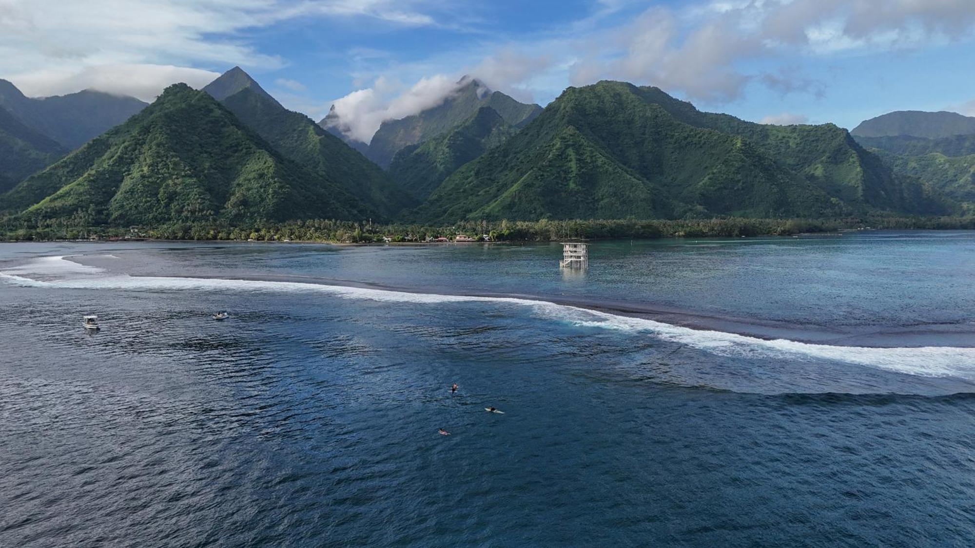 Hava'E Lodge Teahupoo Екстериор снимка